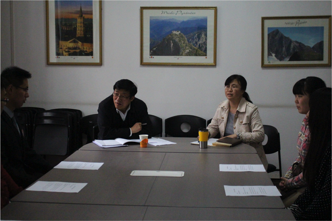 ¾ÍÒµÁ¦´óÈüÕÕÆ¬1